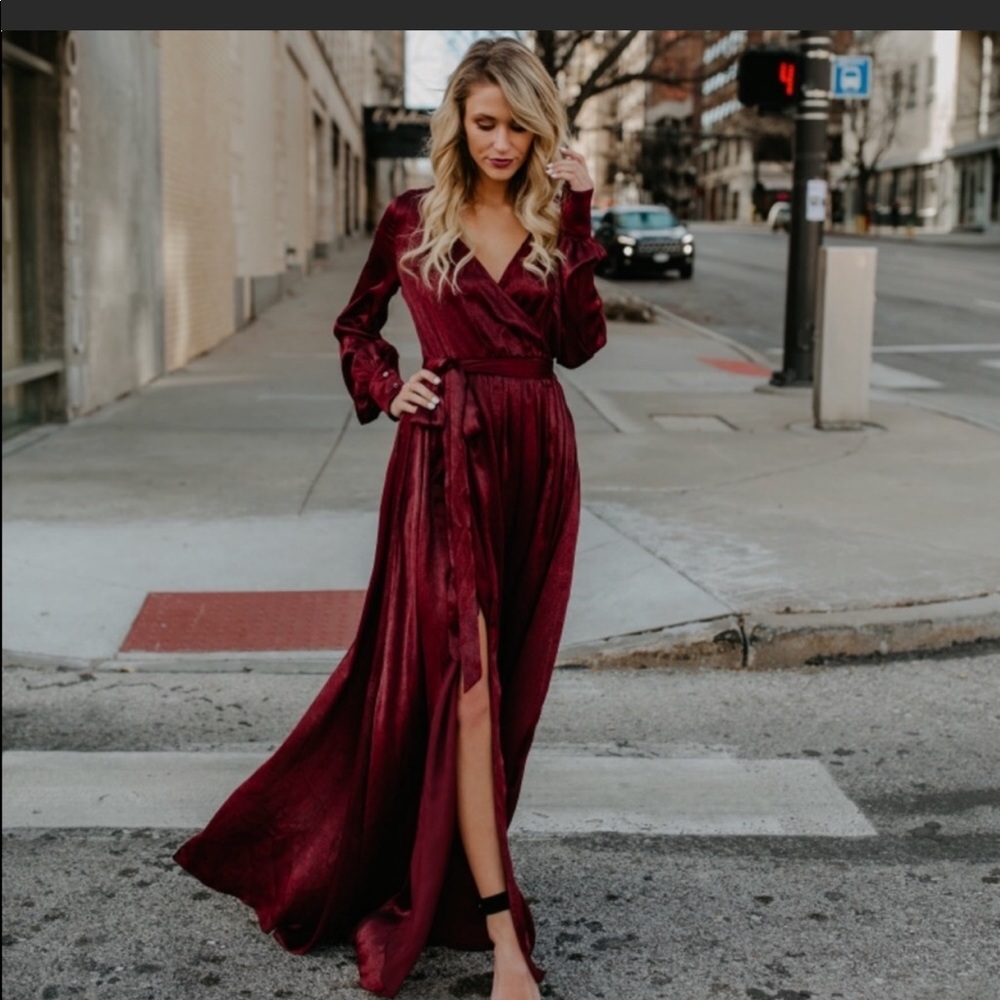 VICI Collection Maxi Dress - Size Small